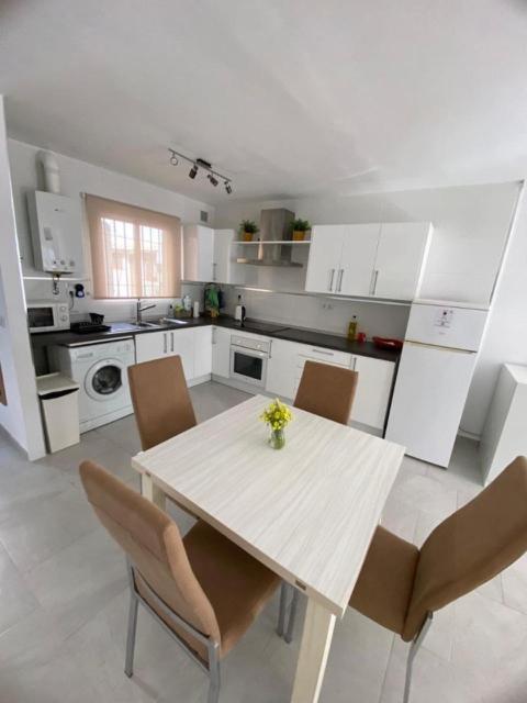 Casa De Las Palmeras Benalmádena Extérieur photo